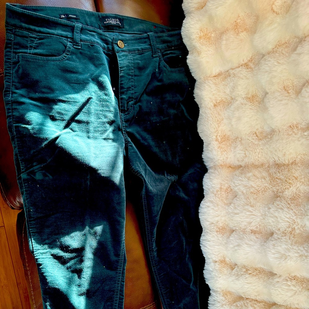 TALBOTS green velvet jeggings; size 14; non-smoking home and are not worn